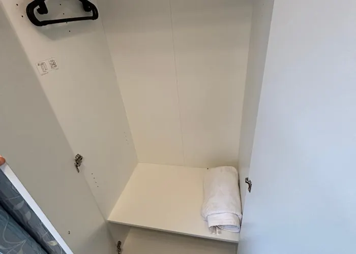 Spare In A Family House Δωμάτια σε οικογενειακή κατοικία