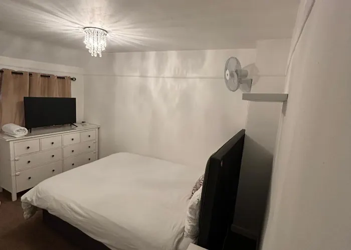 Δωμάτια σε οικογενειακή κατοικία Spare In A Family House Μπρίστολ