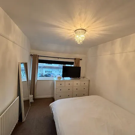 Spare In A Family House * Bristol