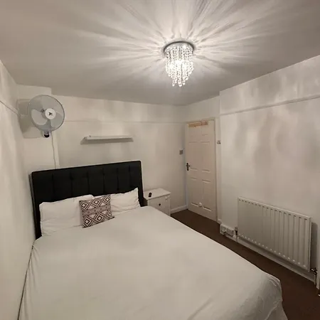 Spare In A Family House * Bristol