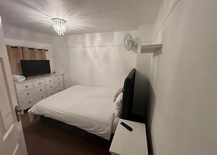 Homestay Spare In A Family House *