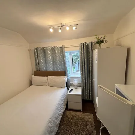 홈스테이 Spare In A Family House 브리스틀